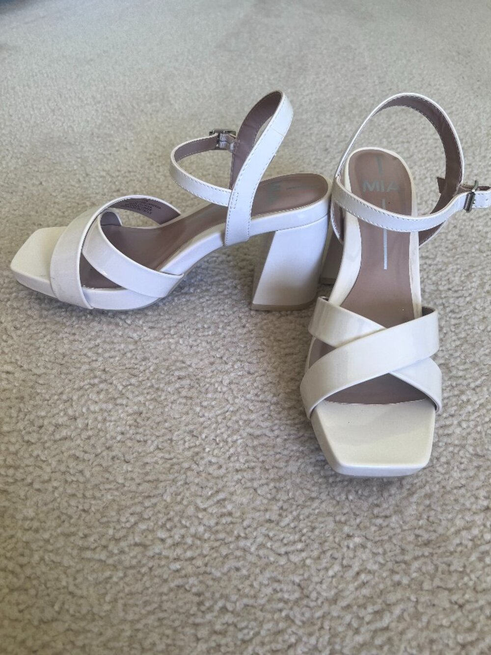 MIA White Patent Block Heel Sandals Square Toe Size 7.5